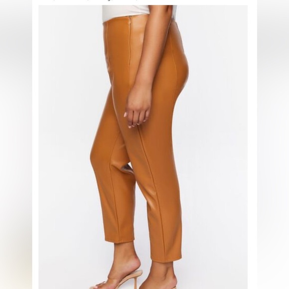 PLUS SIZE Faux Leather Ankle Pants Size 1X - Picture 2 of 8
